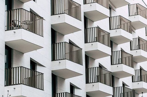 Quels types d'appartements peut-on trouver à Nantes avec une agence immobilière ?